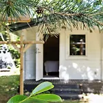 Live In A 70s Oasis In The Middle Of The Forest Semesterbostad