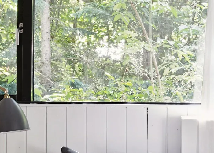 Live In A 70s Oasis In The Middle Of The Forest Græsted